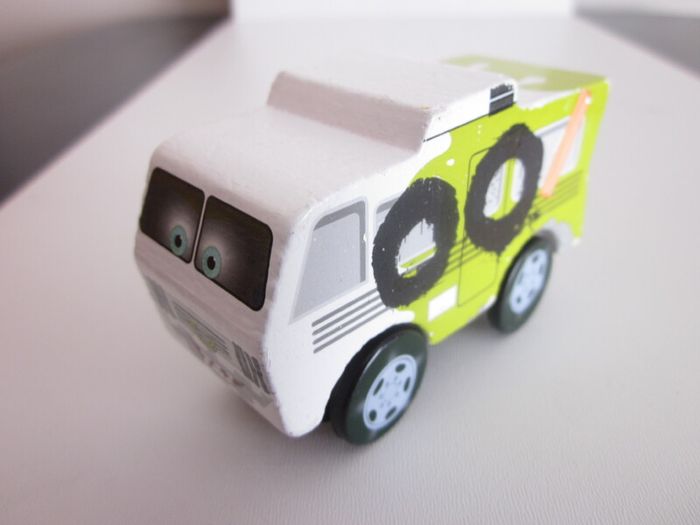 Disney Pixar Cars Kid Kraft Arvy Motorhome Wooden Very Rare