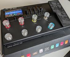Valeton GP-200 multi-effects processor