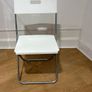Folding Chairs Image 2