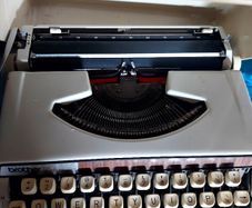 brothers typewriter deluxe 900