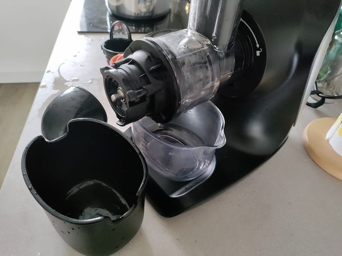Ninja Cold Press Juicer JC100UK