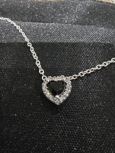 Sparkling Elevated Heart Noir