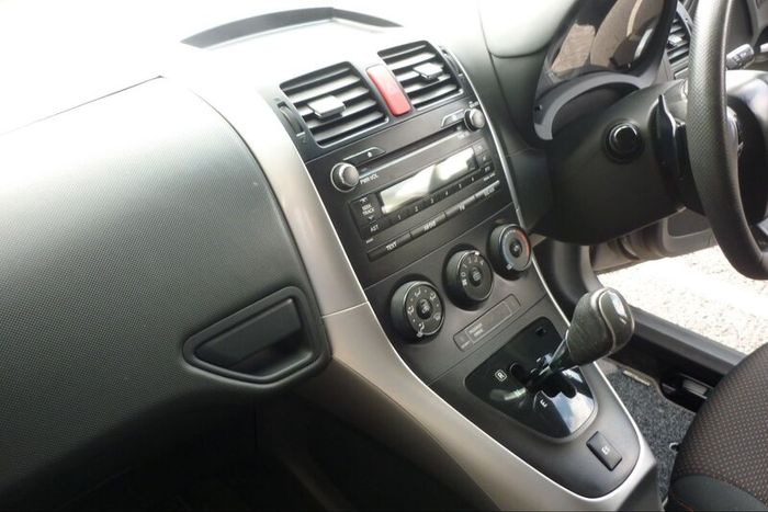 Toyota Auris 2011