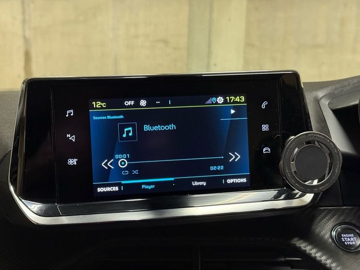 2021 Peugeot e-2008 50KWH