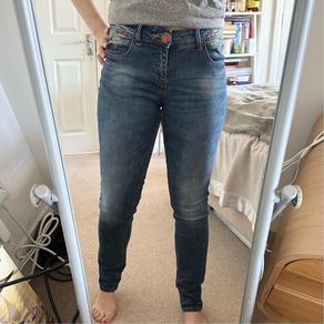 Desigual Embroided Jeans 30"