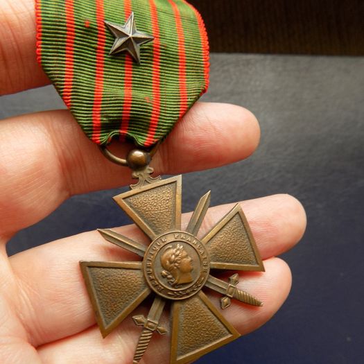 France 1914-17.Croix De Guerre.(War Cross).With Citation star on the ribbon.