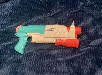 Nerf super soaker water gun