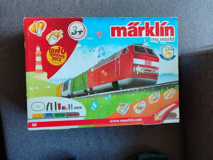 Marklin My World Freight Train Starter Set 29210 Locomotive Train Tracks Tested 2012
