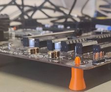 Snap-in motherboard feets