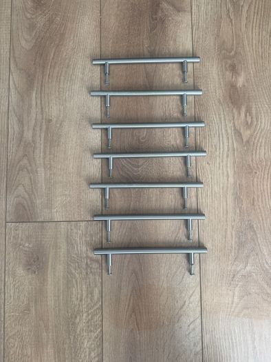 furniture handles set of 7 (asking price for all)