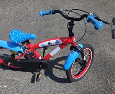 SpiderMan Kids Bike 16inch Alloy Wheels   Excellent Condition
