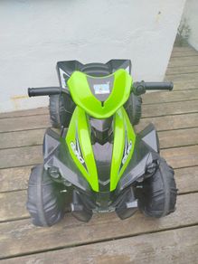 Kids ride on quad
