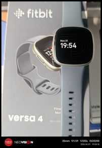 Fitbit Versa 4