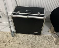 suit case