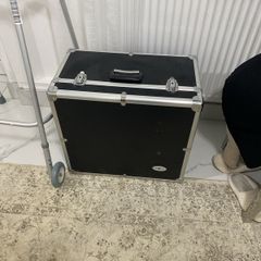 suit case