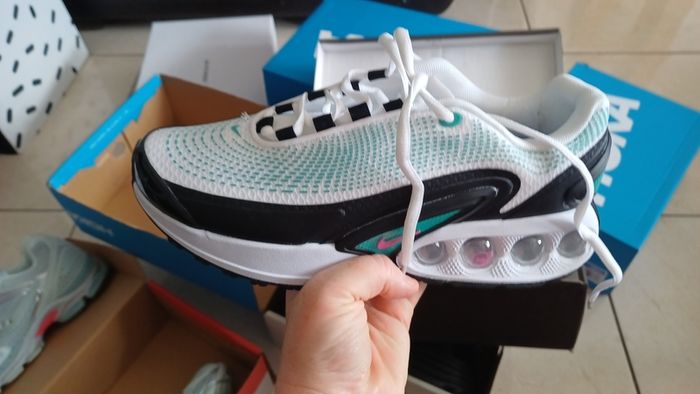 hoka runnets