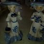 Set of 2 lady figurines Image 2