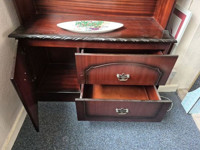 Cabinet with lights