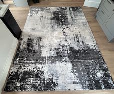 Kukoon Rug - Grey distressed