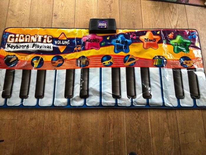 Toy keyboard