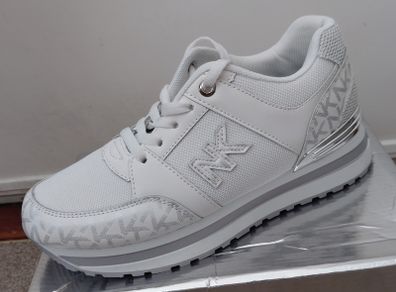 shoes flat