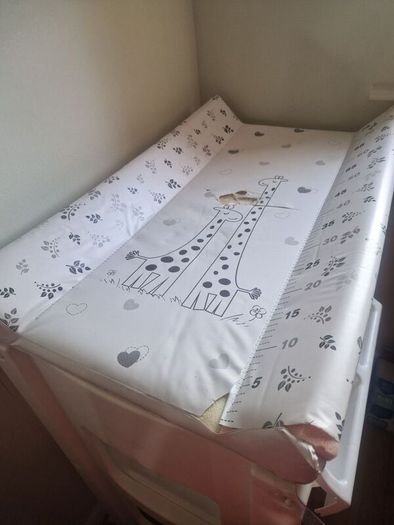 changing table with bathub