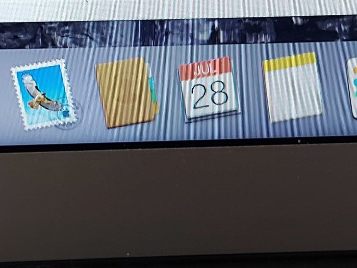 Apple MacBook Air, Intel Core i5, 1.4GHz, 4GB Ram DDR3, 121GB SSD, 13.3 inch screen, in excellent condition