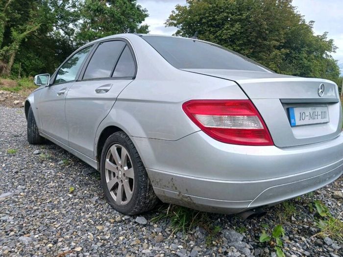 Mercedes C200