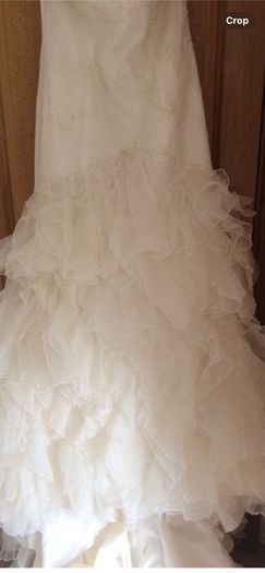 Wedding Dress Size 12 BNWT and Veil