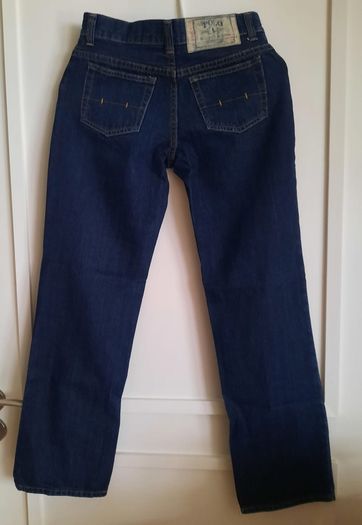 Polo Ralph Lauren denim jeans 26 waist and 28 leg in very good condition with no issues see last two photos for exact measurements probably a kids size 14 or an adults xs FREE STANDARD POSTAGE INCLUDED