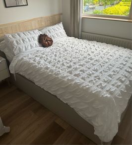 Double ottoman storage bed with mattress