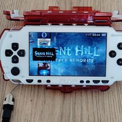 PSP 1004 White Modded 2 Original Batteries 64gb original charger