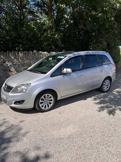 Opel Zafira 2014