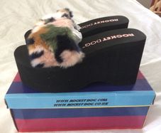 Rocketdog Crush Velvet Wedges size 7
