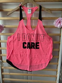 Top Victoria secrets pink medium racer back sportswear top