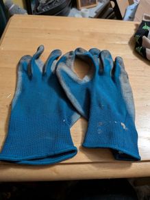 garden gloves
