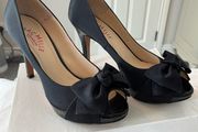 Sachelle Platform Black Satin and Patent Heels - Size 39.5 / Size 6