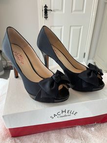 Sachelle Platform Black Satin and Patent Heels - Size 39.5 / Size 6