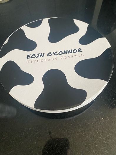 Eoin  O Connor Tipperary Crystal  cake stand