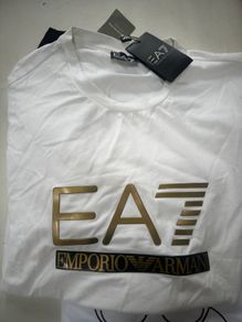 Armani T-shirt Bnwt