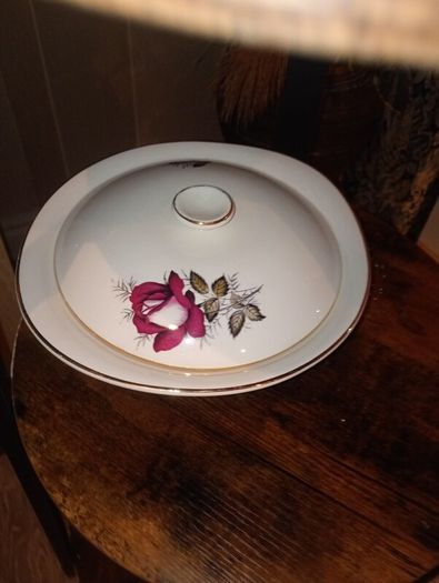 vintage arklow pottery and royle  Tara
