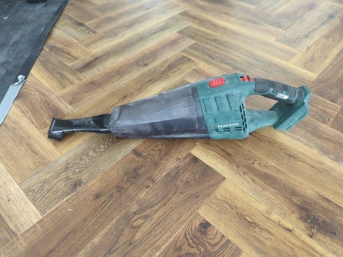 hand held vacuum cleaner