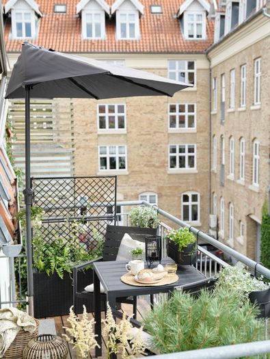 Balcony/Wall Parasol
