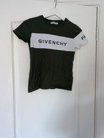 Givenchy (authentic) Boys Tshirt size 9-10yrs