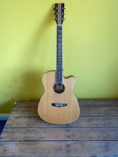 Tanglewood Nashville IV in excellent condition.