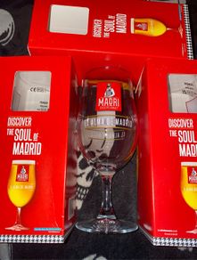 Madri Beer pint Glasses brand new