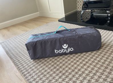 Travel cot