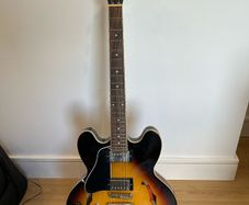 Left handed Epiphone ES-335