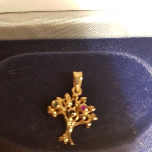 14 ct gold pendant