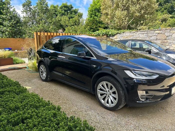 Tesla Model X 2018